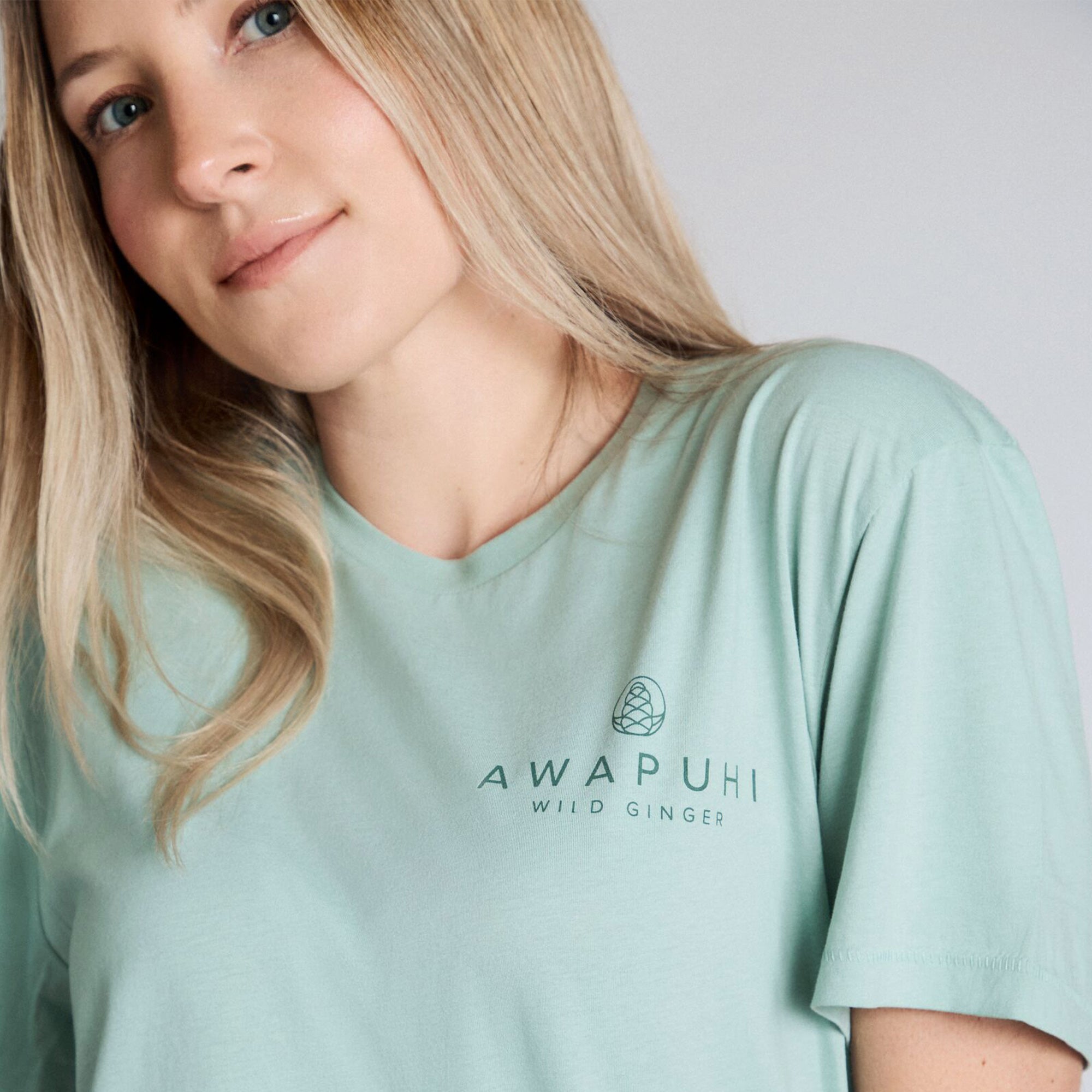 Awapuhi Wild Ginger Heritage Tee - Image 3