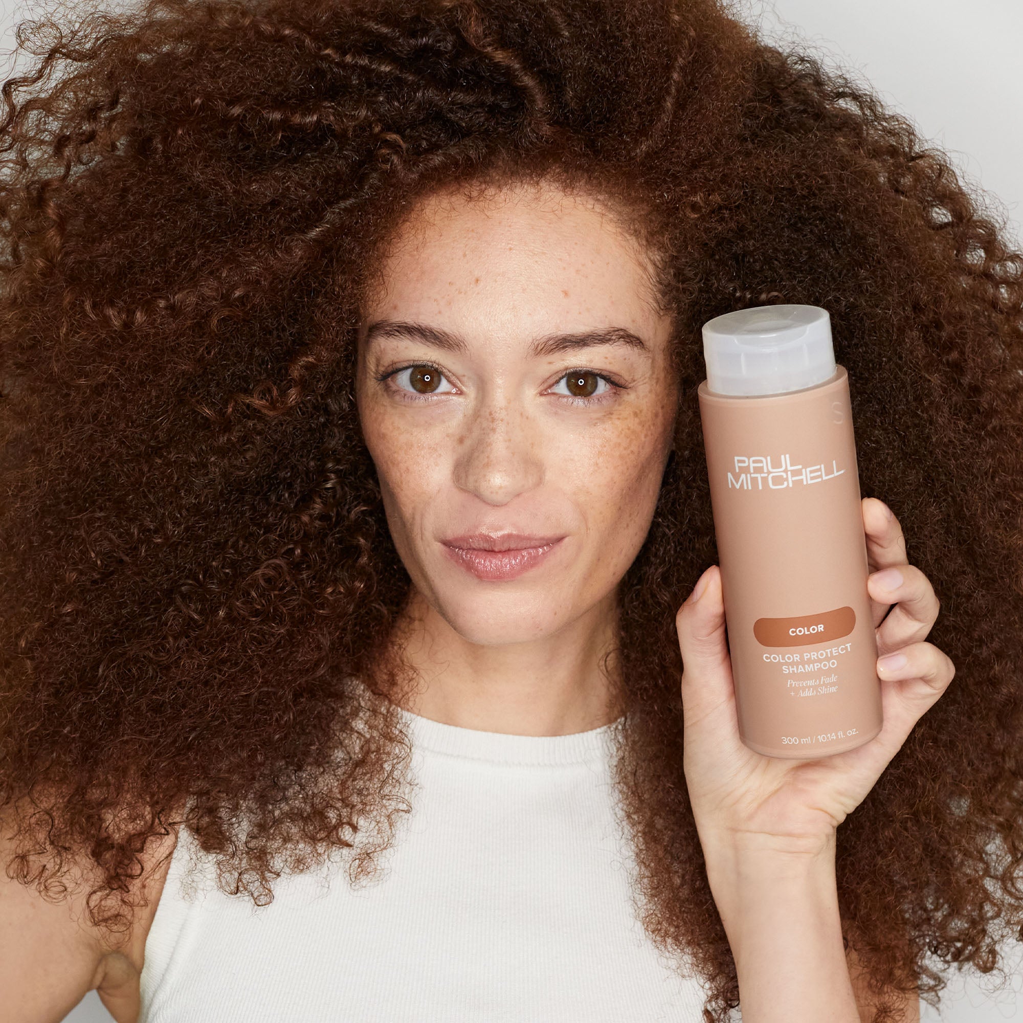 Color Protect Shampoo - Image 3