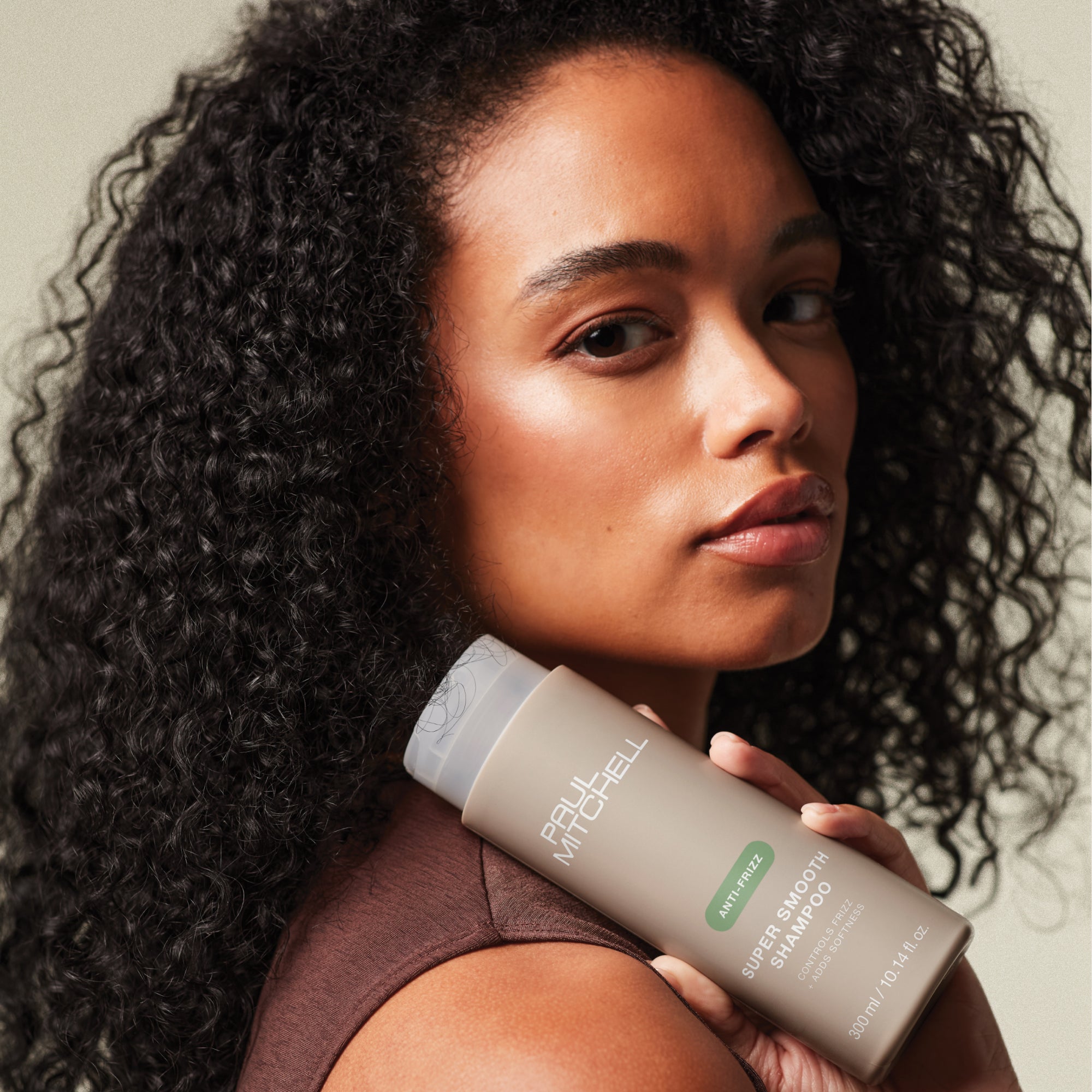 Super Smooth Shampoo - Image 3